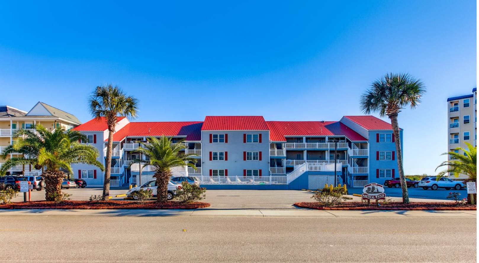 Resort Nautical Watch